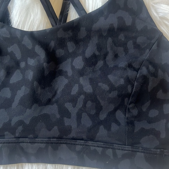 LULULEMON ATHLETICA ANINAL PRINT BLACK SPORTS BRA 6 - Picture 2 of 7
